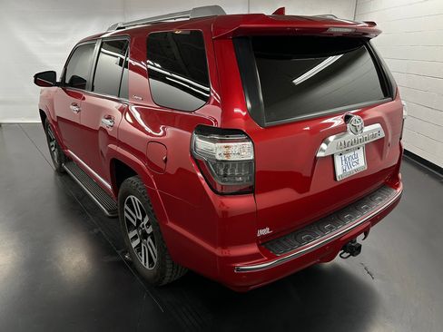 Used 2021 Toyota 4Runner Limited image 3