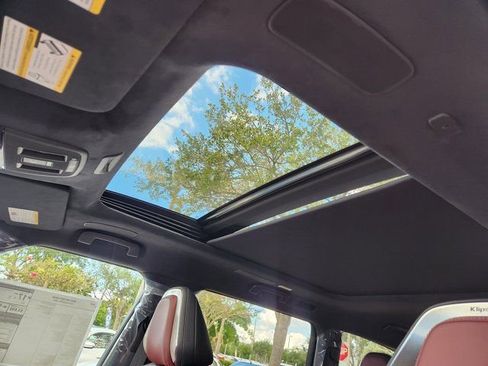 New 2026 INFINITI QX80 Autograph w/ Premium Cargo Package image 18