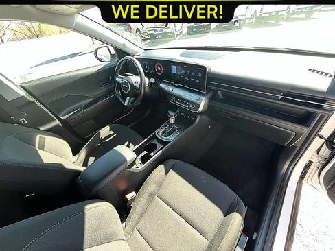 Used 2025 Hyundai Kona SEL AWD/4WD image 19