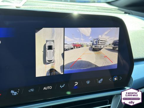Certified 2024 Chevrolet Equinox EV LT w/ LPO, All-Weather Mat Package AWD/4WD image 21