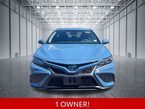 Used 2024 Toyota Camry SE w/ Cold Weather Package FWD image 2
