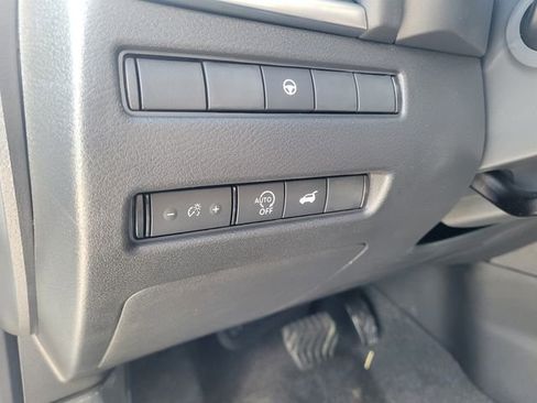 New 2026 Nissan Rogue SV AWD/4WD image 17