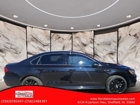 Used 2018 Volkswagen Passat 2.0T S FWD image 17