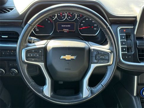 Used 2021 Chevrolet Suburban LT image 15