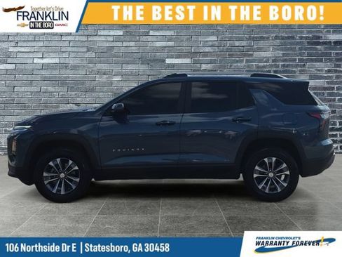 Used 2025 Chevrolet Equinox LT w/ Safety and Technology Package FWD image 2