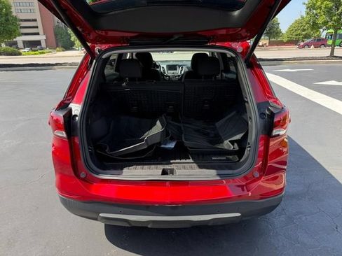 Used 2024 Chevrolet Equinox LT w/ LPO, Floor Liner Package FWD image 5