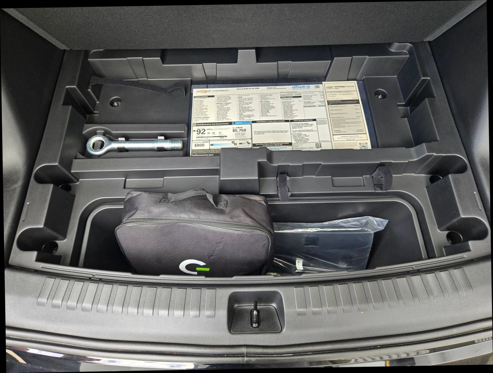 Used 2024 Chevrolet Blazer EV RS RWD image 33