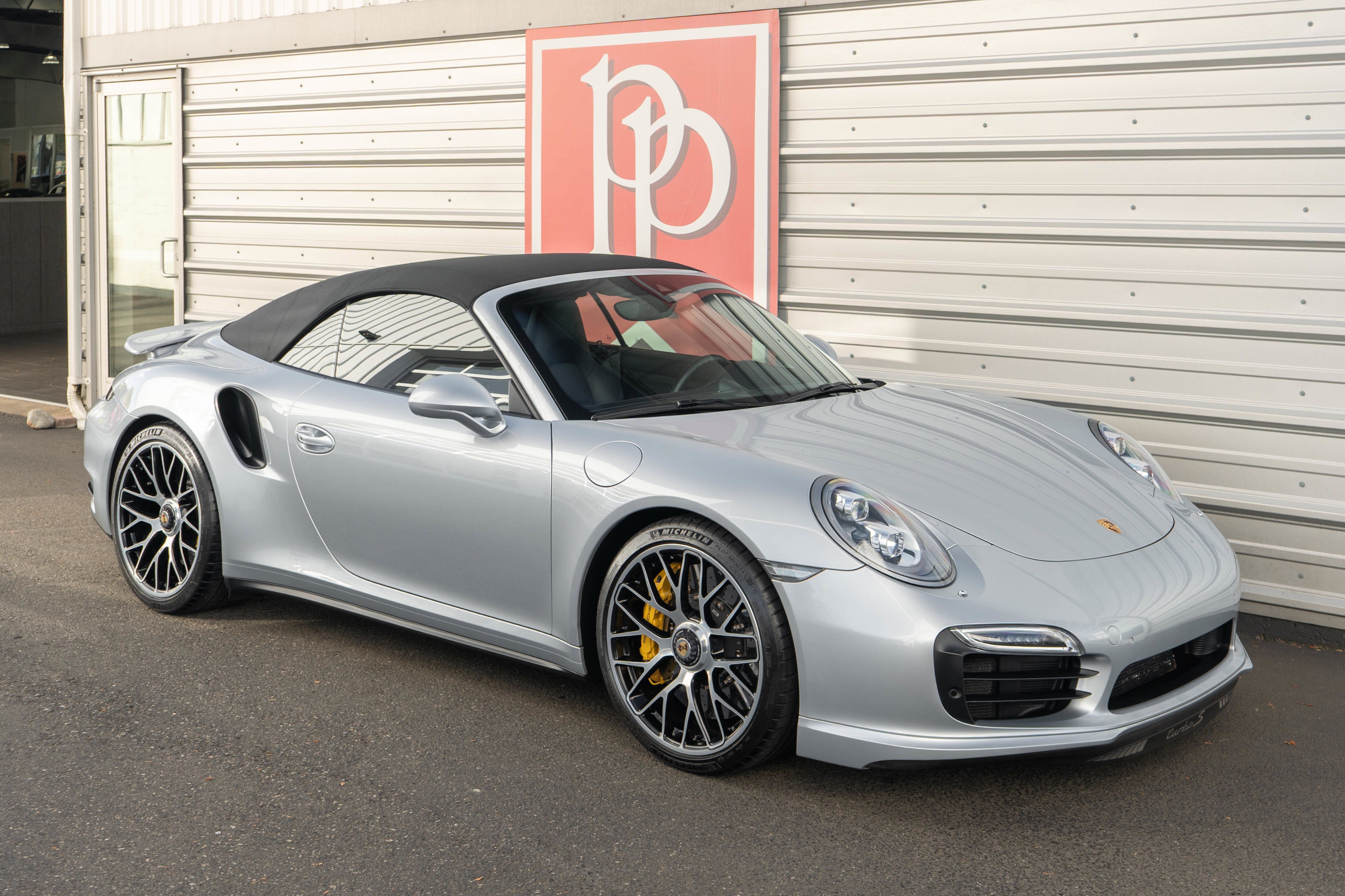 Used 2014 Porsche 911 Turbo S AWD/4WD image 35