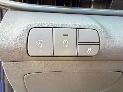 New 2026 Hyundai Elantra SE image 13