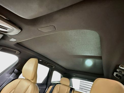 Used 2023 Volvo XC60 B5 Ultimate w/ Climate Package FWD image 26