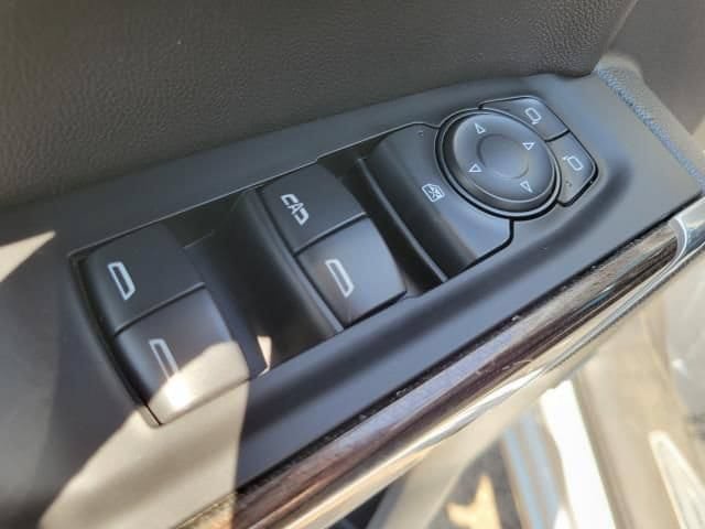 Used 2020 Chevrolet Silverado 1500 RST w/ All-Star Edition AWD/4WD image 10