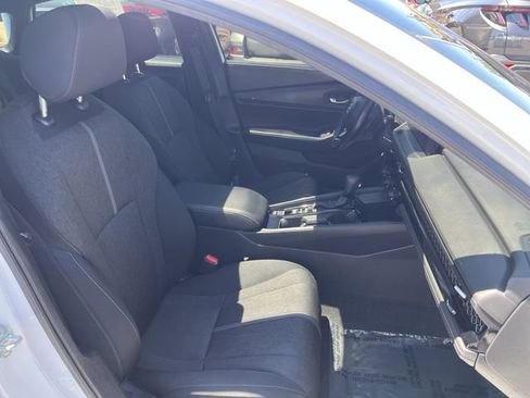 Used 2024 Honda Accord Sport image 27