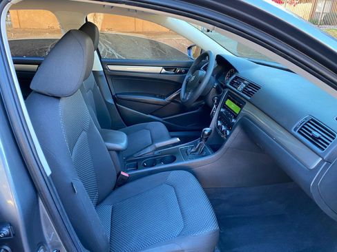 Used 2012 Volkswagen Passat 2.5 S image 48