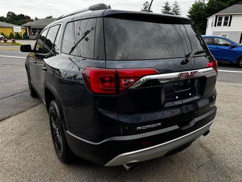 Used 2019 GMC Acadia SLT AWD/4WD image 4