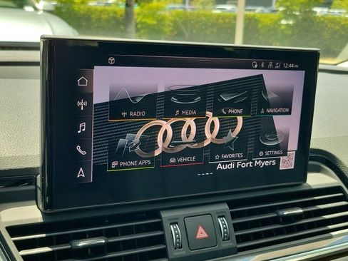 Certified 2023 Audi Q5 2.0T Premium w/ Convenience Package AWD/4WD image 26