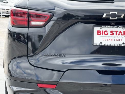 Used 2025 Chevrolet Blazer RS image 11