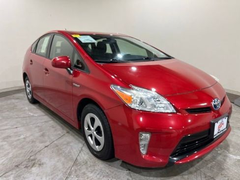 Used 2014 Toyota Prius Two image 32