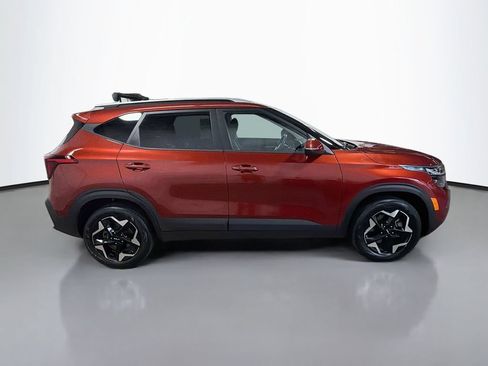 Used 2025 Kia Seltos S AWD/4WD image 10