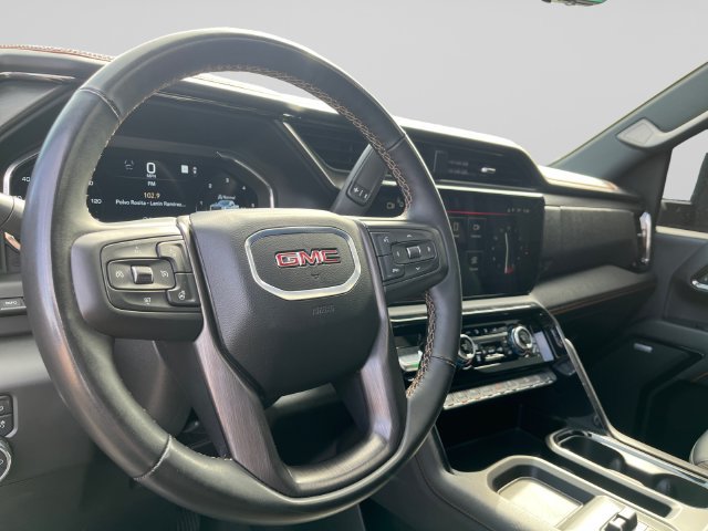 Used 2025 GMC Sierra 2500 AT4 w/ AT4 Premium Plus Package AWD/4WD image 13