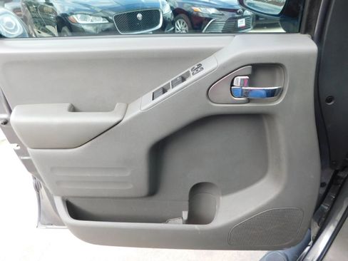 Used 2018 Nissan Frontier SV w/ Value Truck Package image 27