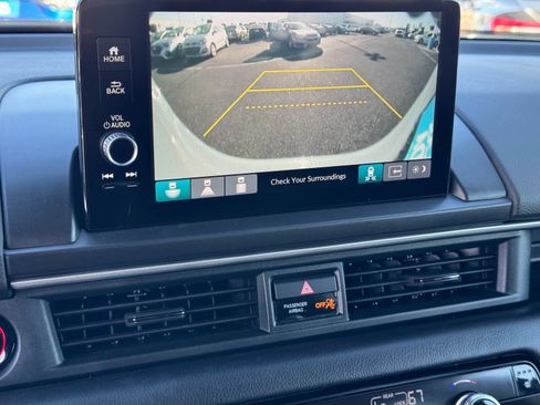 Used 2024 Honda Pilot Touring image 29