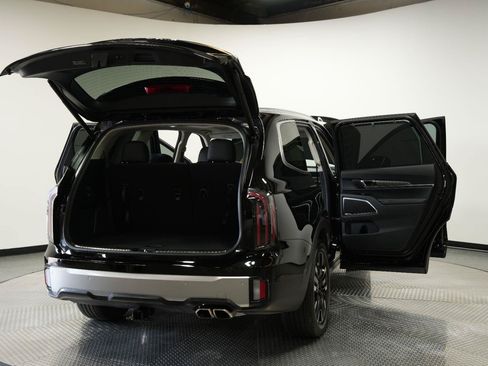 Used 2025 Kia Telluride SX AWD/4WD image 14