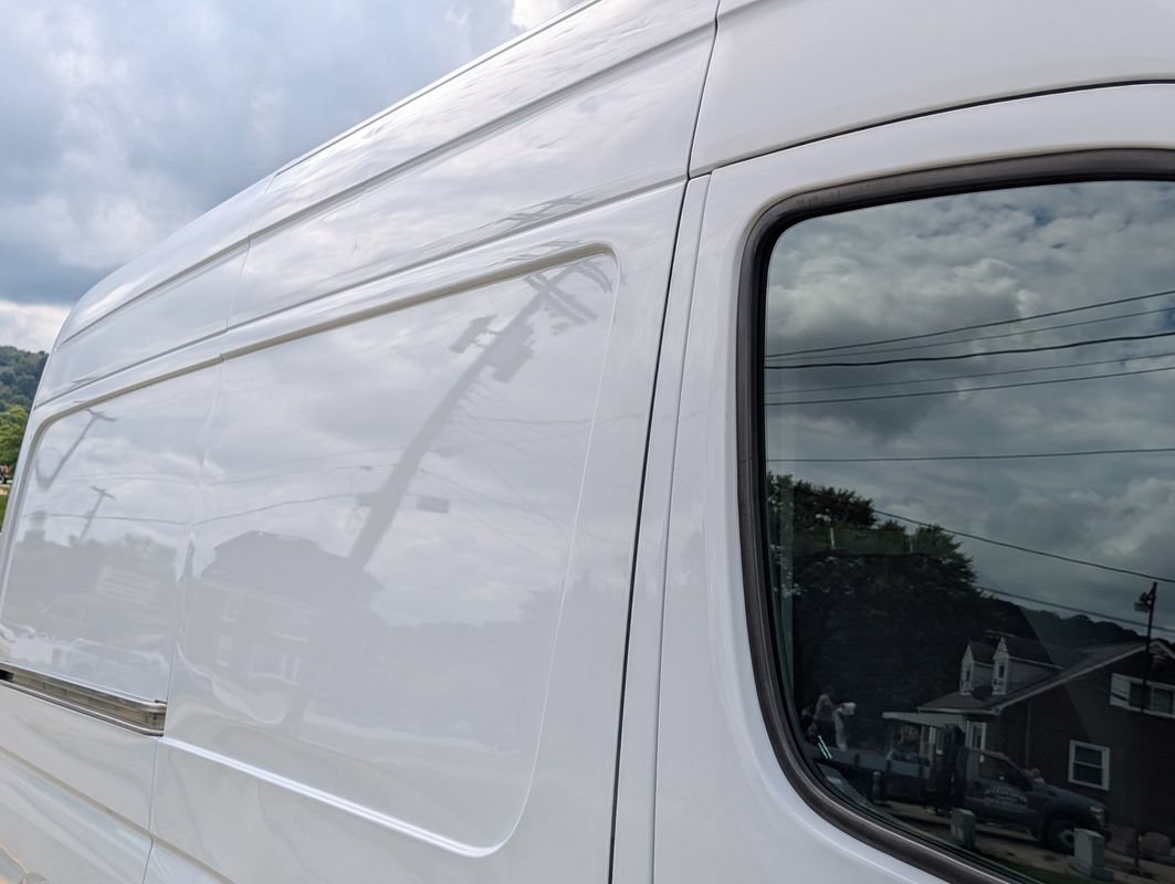 Used 2015 Mercedes-Benz Sprinter 2500 image 18