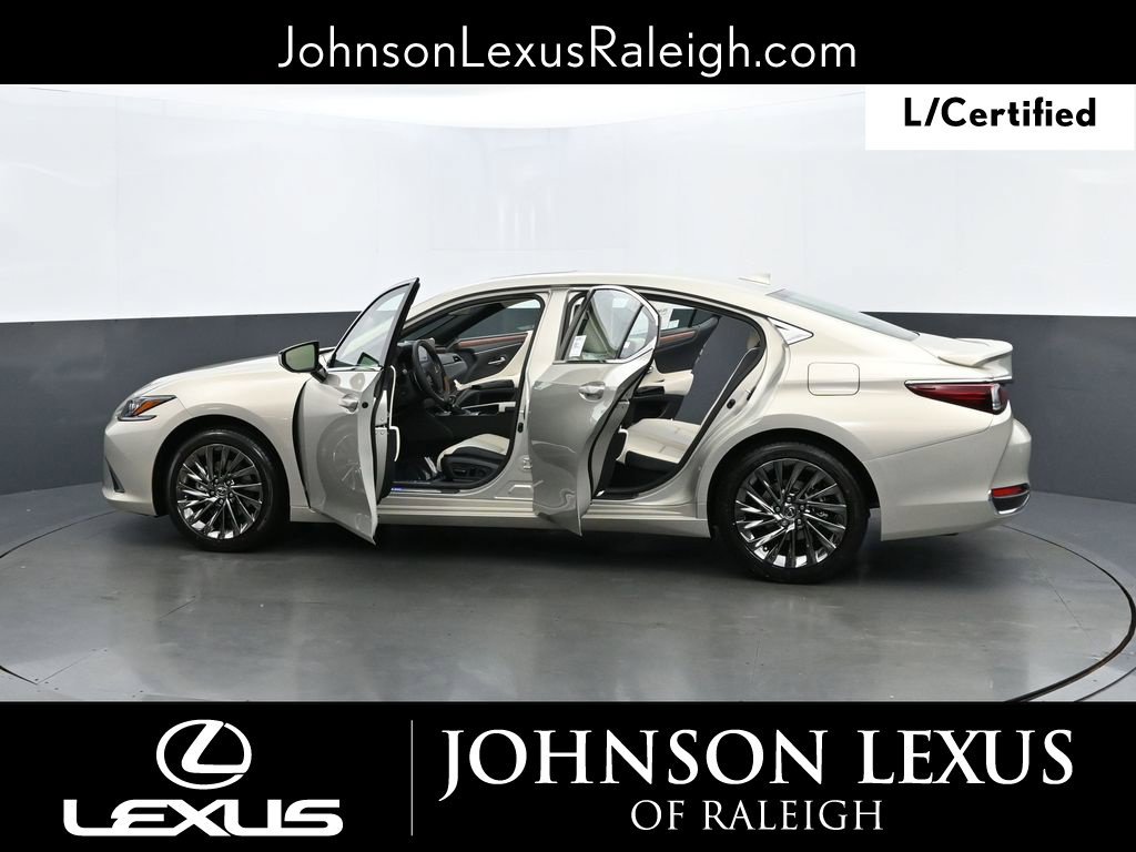Used 2025 Lexus ES 300h w/ Technology Package FWD image 36