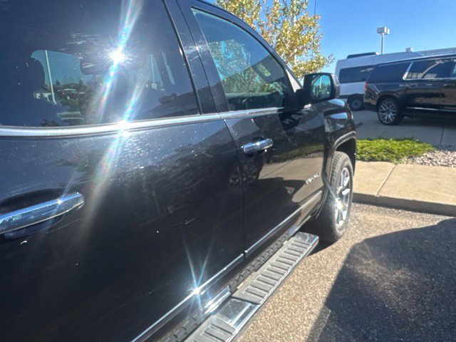 Used 2015 GMC Sierra 1500 Denali w/ Driver Alert Package AWD/4WD image 2