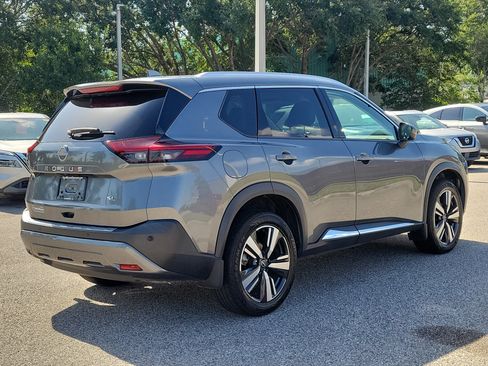 Certified 2022 Nissan Rogue SL FWD image 5