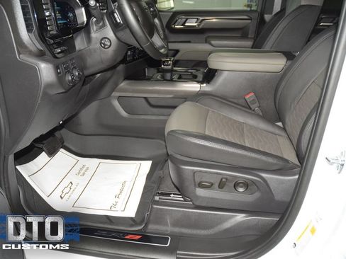 Used 2025 Chevrolet Silverado 1500 ZR2 w/ Technology Package AWD/4WD image 46