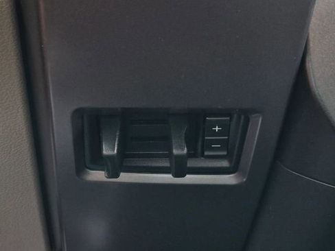 Used 2019 Ford F150 XLT w/ Equipment Group 302A Luxury AWD/4WD image 30