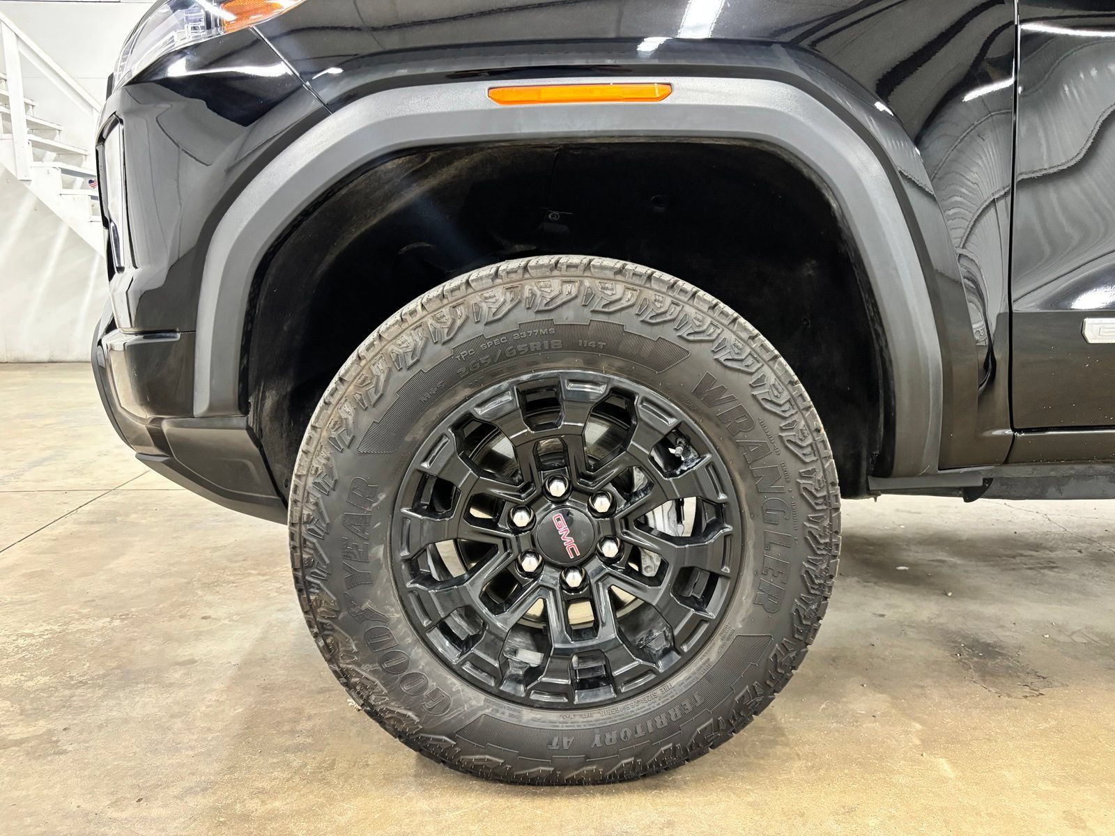 Used 2026 GMC Canyon Elevation RWD image 10