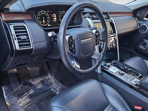 Used 2020 Land Rover Discovery HSE Luxury image 10