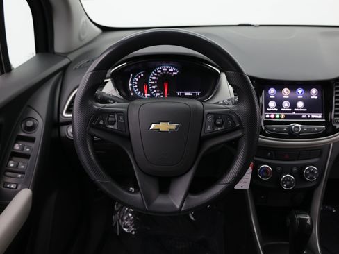 Used 2020 Chevrolet Trax LS w/ Tint and Cruise Package FWD image 24