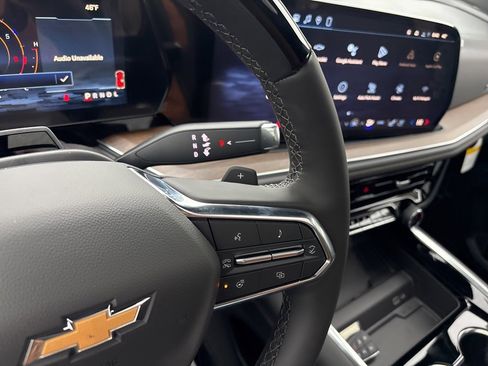 New 2026 Chevrolet Suburban High Country image 30