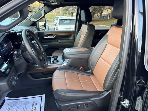 Certified 2024 Chevrolet Silverado 3500 High Country w/ High Country Premium Package image 9