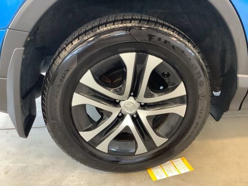 Used 2017 Toyota RAV4 LE w/ All Weather Liner Package AWD/4WD image 20
