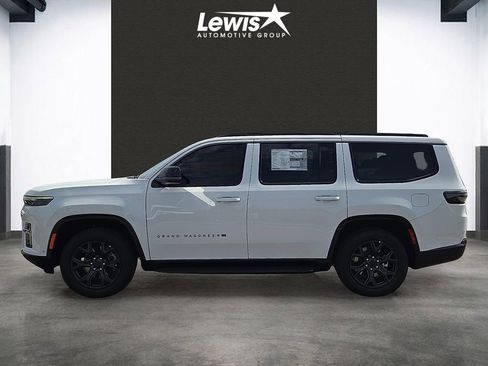 New 2026 Jeep Grand Wagoneer Limited AWD/4WD image 2
