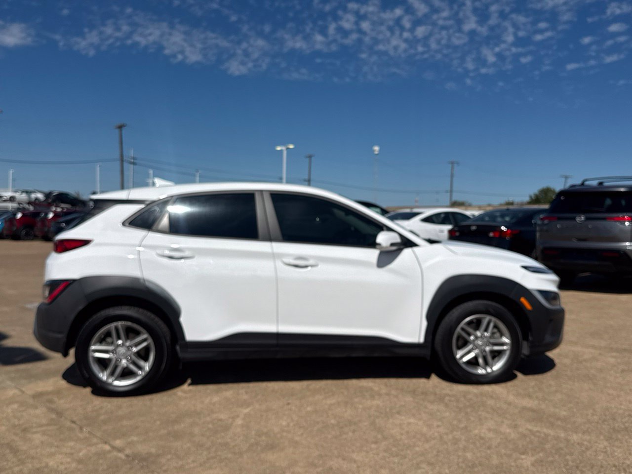 Used 2023 Hyundai Kona SE AWD/4WD image 30