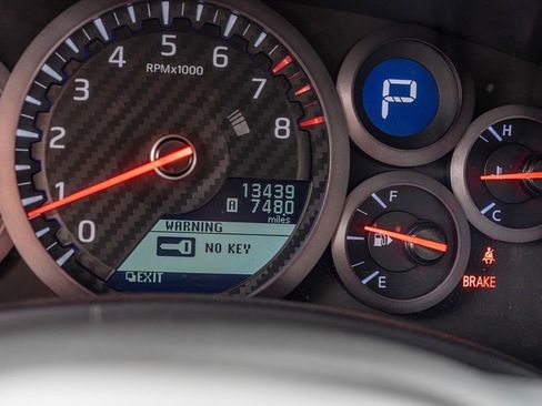 Used 2018 Nissan GT-R Premium image 13