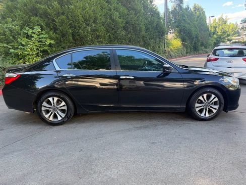 Used 2014 Honda Accord LX image 2