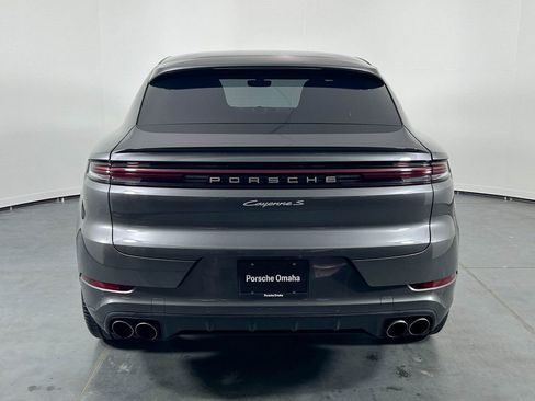 Certified 2024 Porsche Cayenne S AWD/4WD image 6