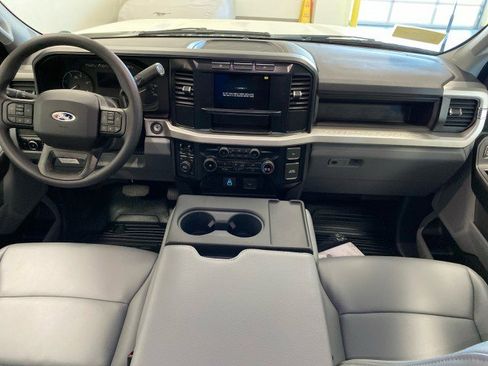 New 2024 Ford F550 4x4 SuperCab Super Duty image 16