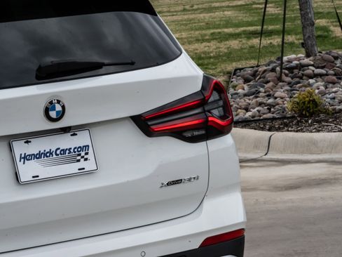 Certified 2023 BMW X3 xDrive30i w/ Convenience Package image 8