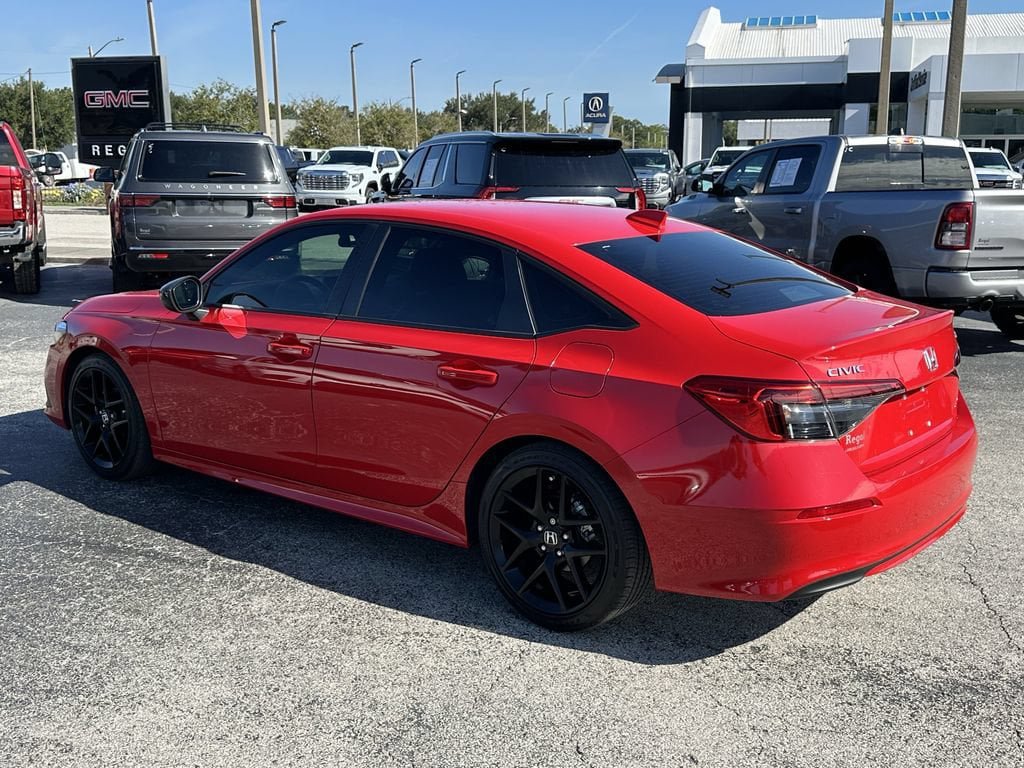 Used 2024 Honda Civic Sport image 7