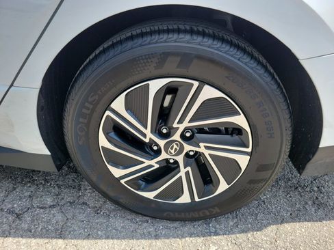 Used 2026 Hyundai Sonata Blue FWD image 27