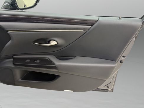 Used 2019 Lexus ES 350 image 27