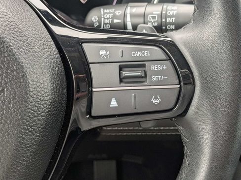 Used 2023 Honda Pilot Touring image 29