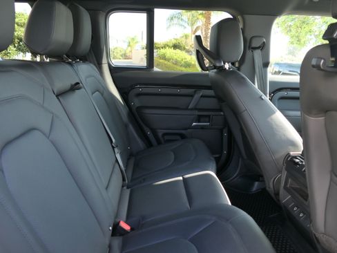 Used 2025 Land Rover Defender 110 S AWD/4WD image 23